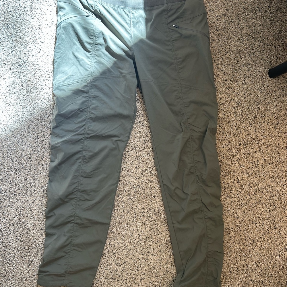 Prana Women's Olive Cargo Pants